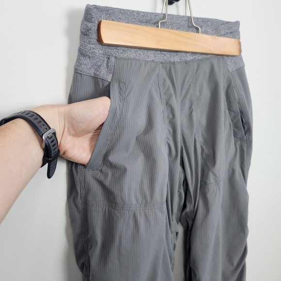 Ivivva By Lululemon Dance Studio Style Pants Baggy Joggers Grey Size 12 - Picture 4 of 11